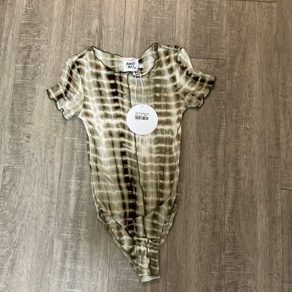 Adorable Princess Polly bodysuit! With tags!!